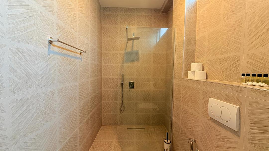 Photo of Bathroom in Golem