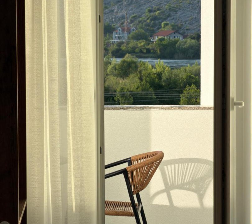 Photo of Others in Sakës