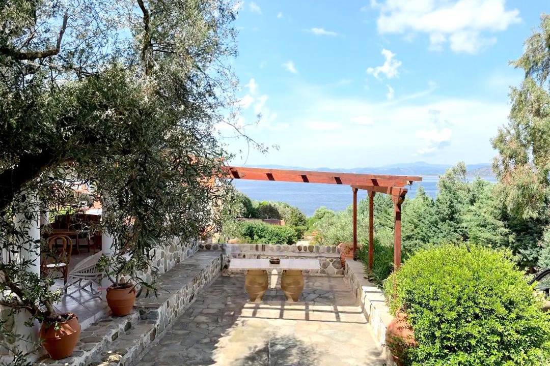 Photo of Others in Karystos
