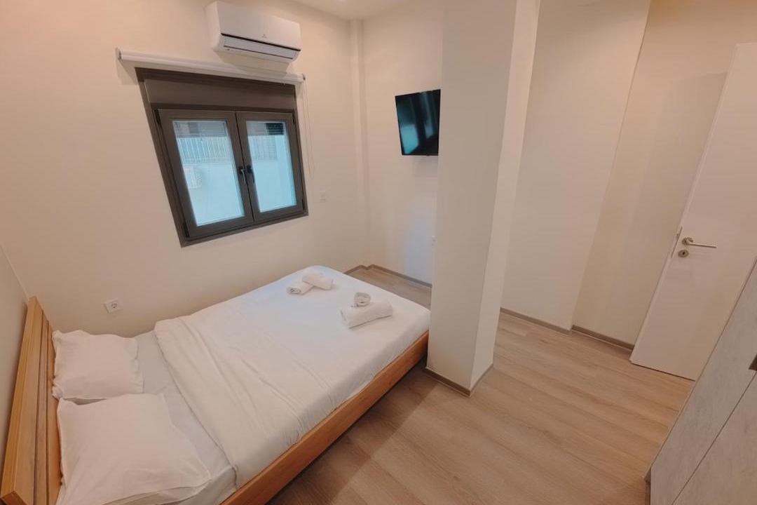 Photo of Bedroom in Exarhia