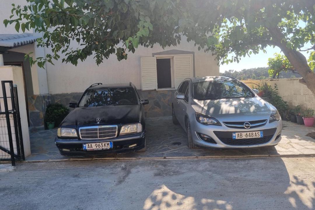 Photo of Others in Lukove