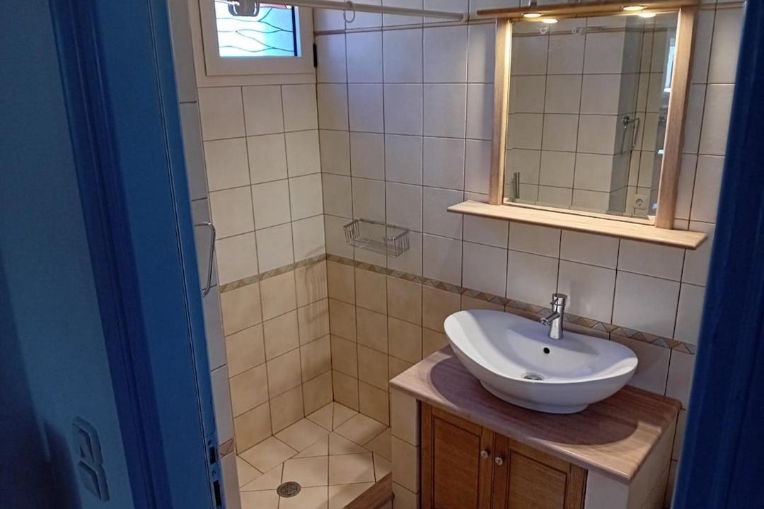 Photo of Bathroom in Kondolianika