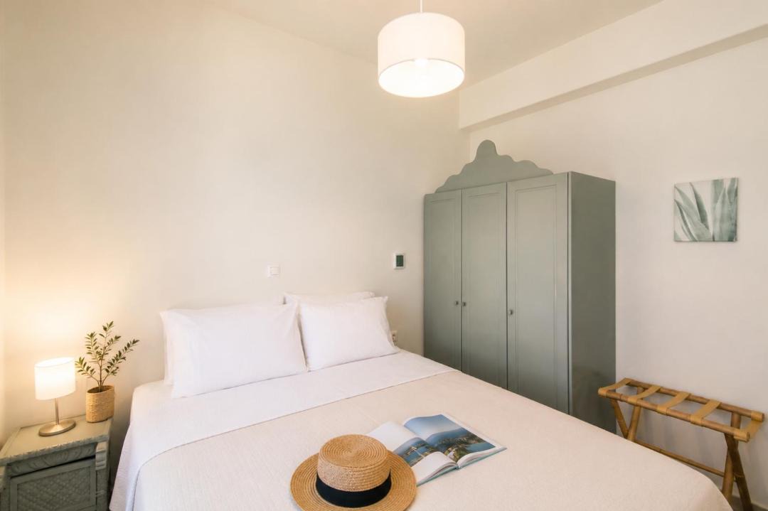 Photo of Bedroom in Exomvourgo