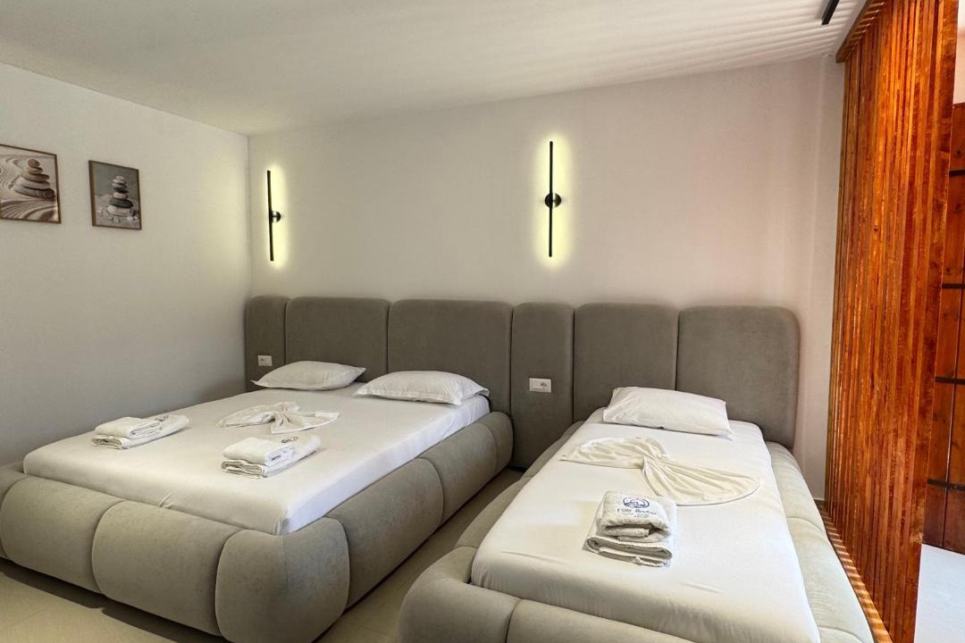 Photo of Others in Himare