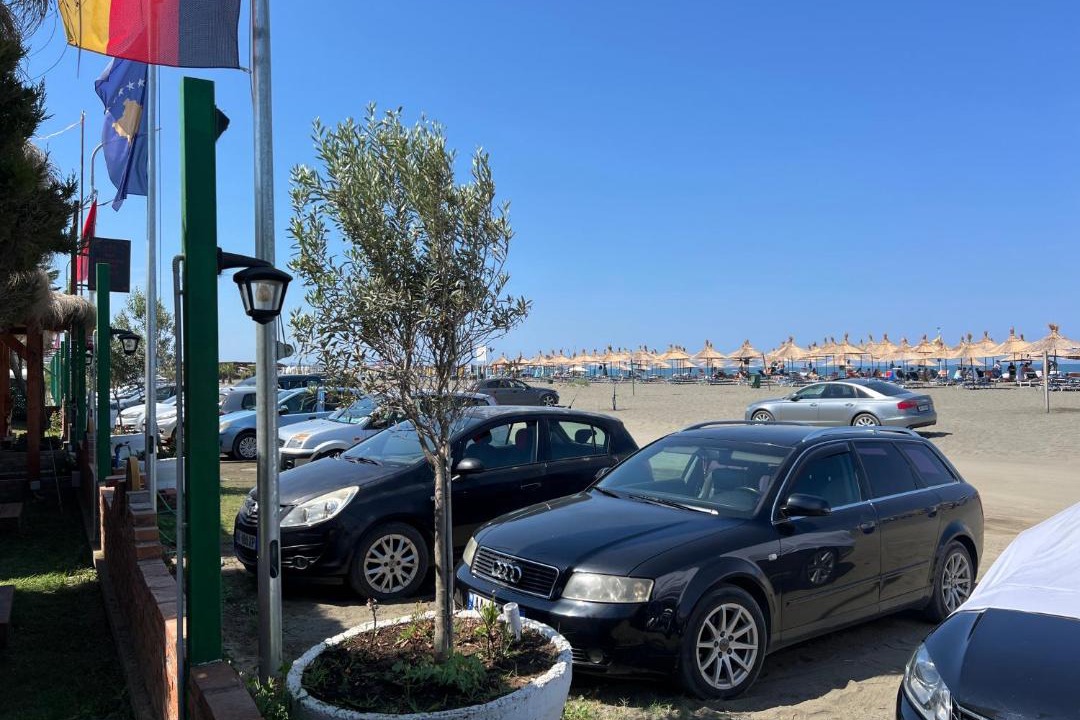 Photo of Others in Sakës