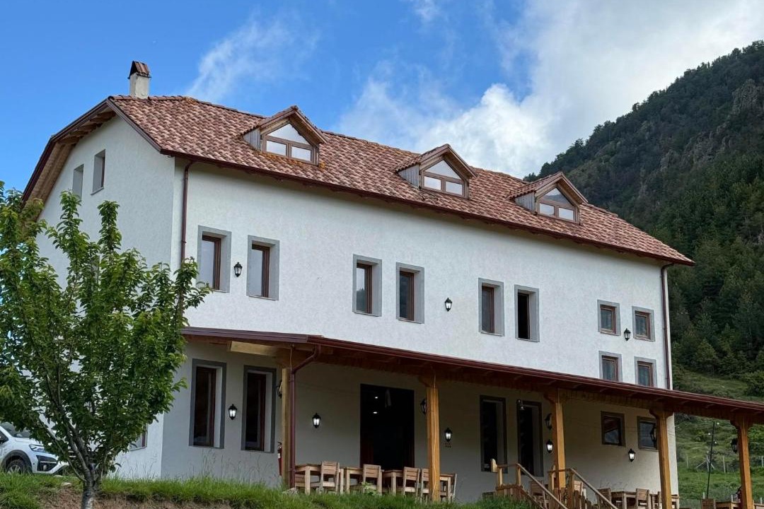 Photo of Others in Sakës