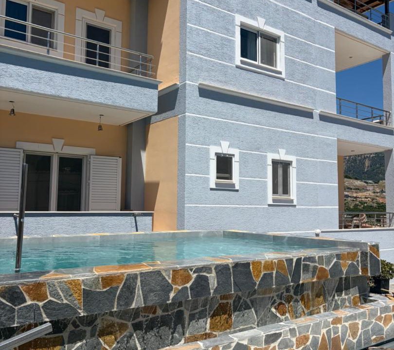 Photo of Others in Himare
