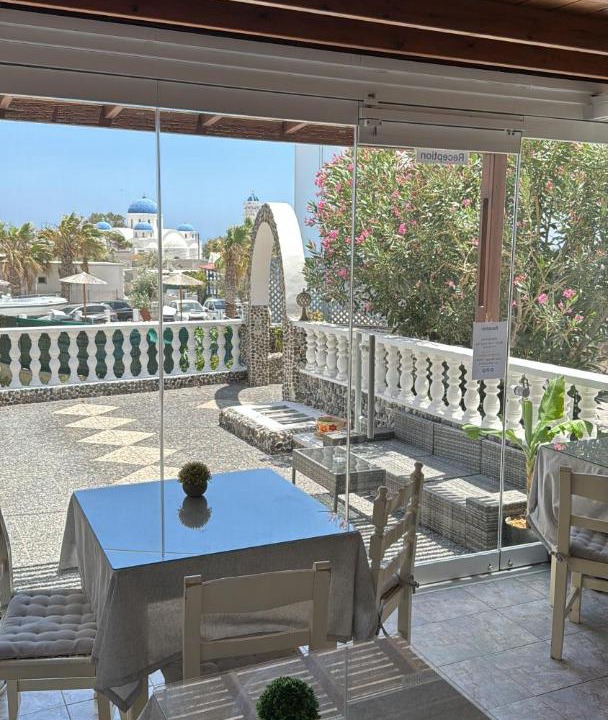 Photo of Others in Perissa