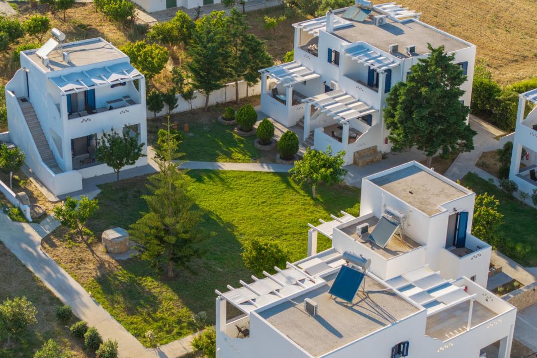 Photo of Buildings in Skiros