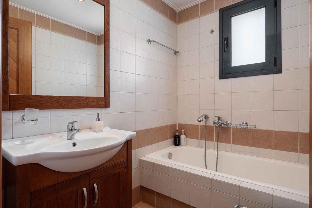 Photo of Bathroom in Kamisiana