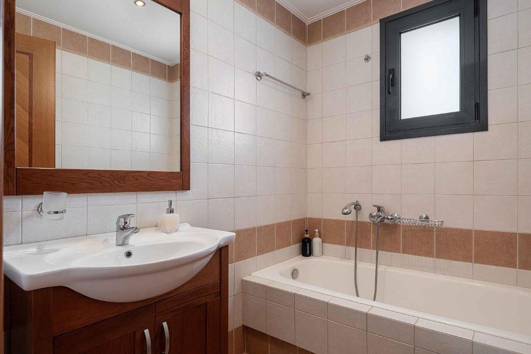 Photo of Bathroom in Kamisiana