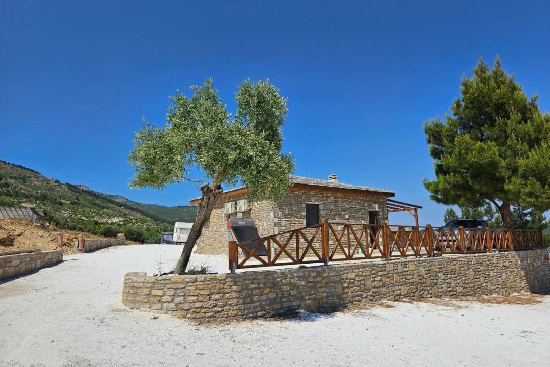 Photo of Others in Aliki