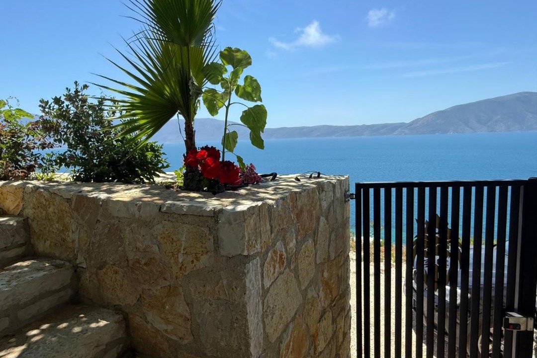 Photo of Patio Balcony in Orikum