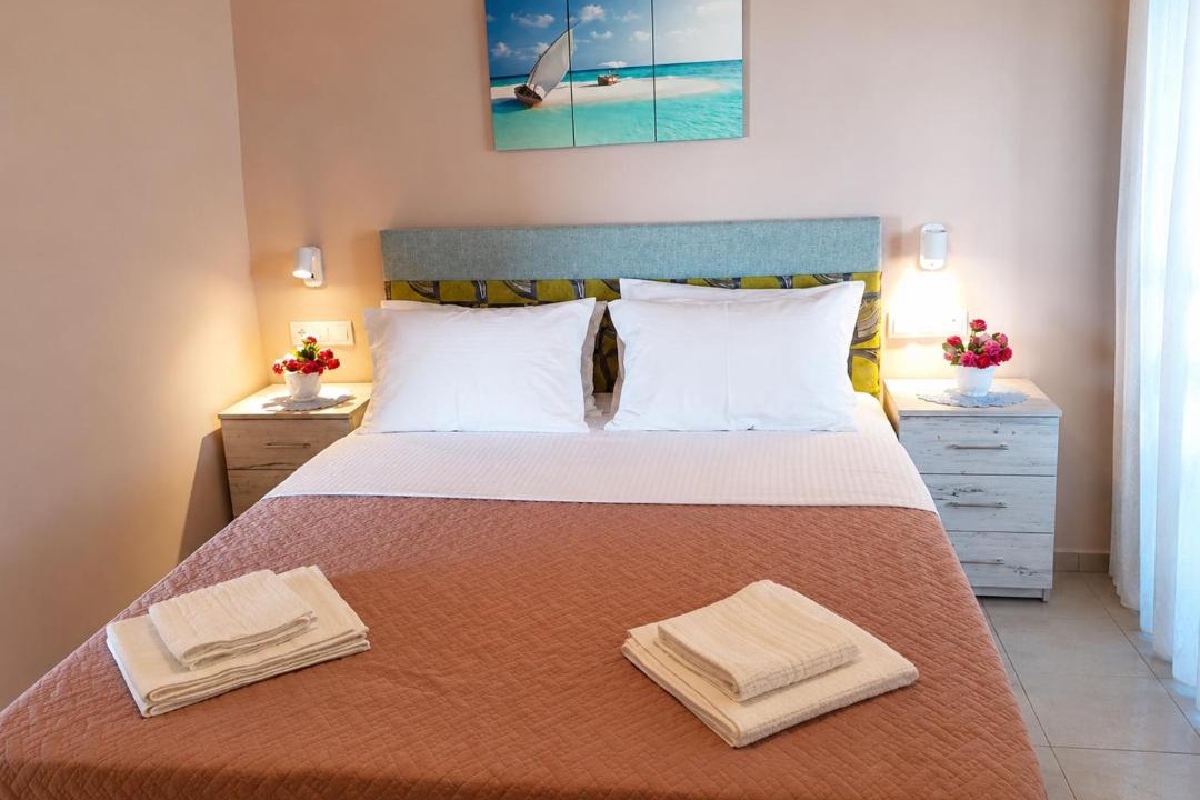 Photo of Bedroom in Gialos