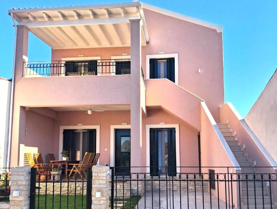 Photo of Patio Balcony in Melikia