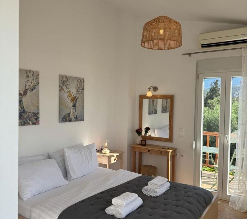 Photo of Bedroom in Mirtos