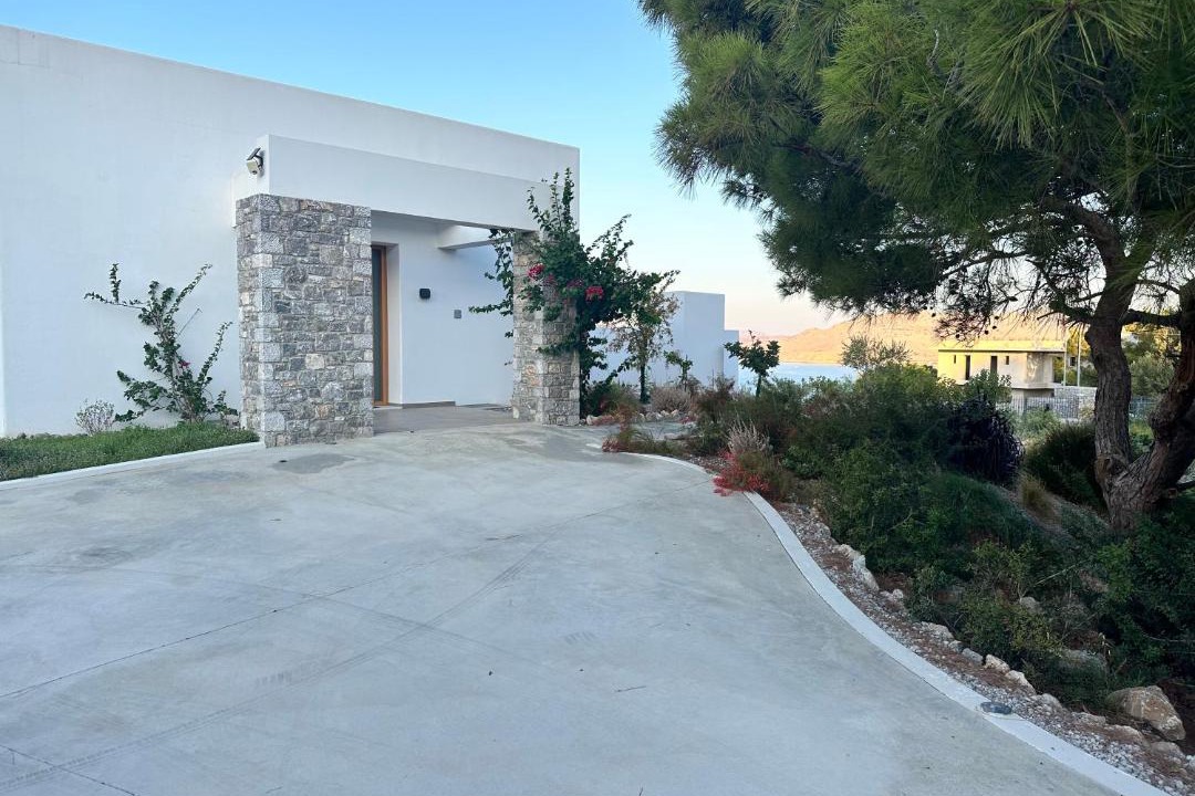 Photo of Others in Pefkos