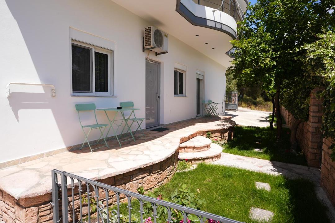Photo of Others in Sarande
