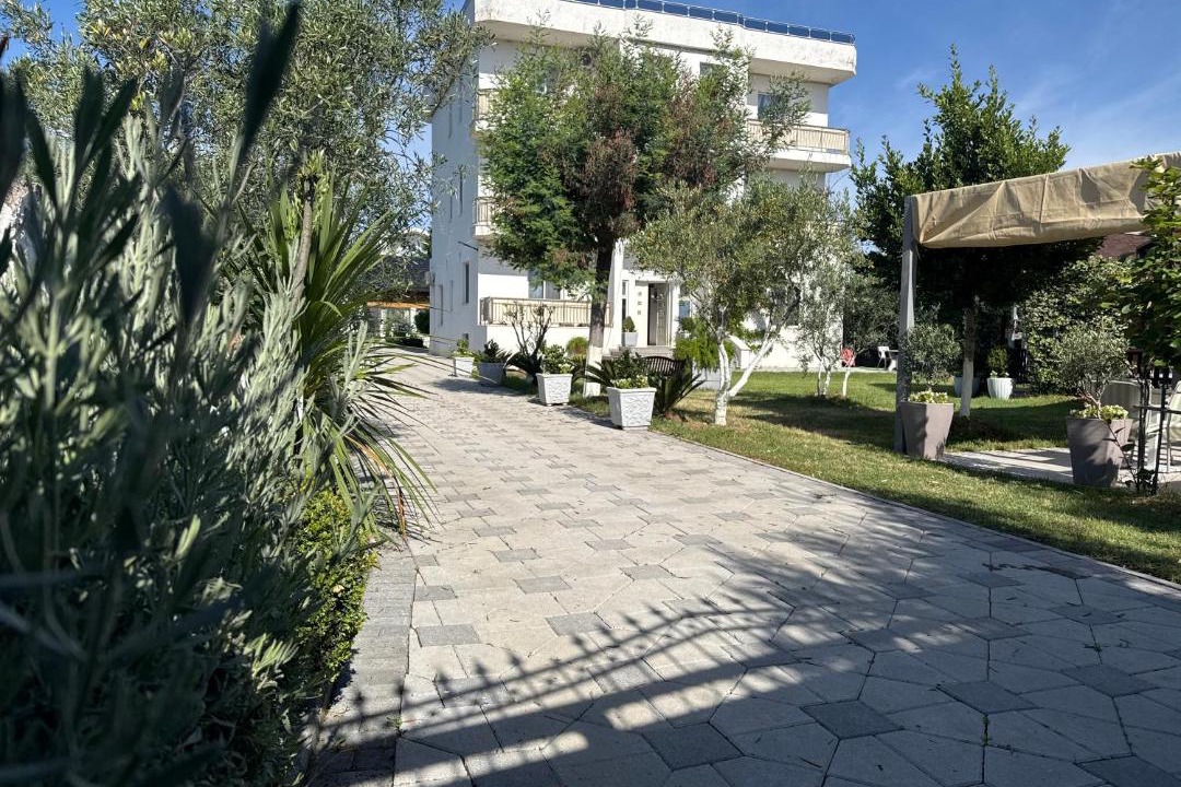 Photo of Others in Sakës