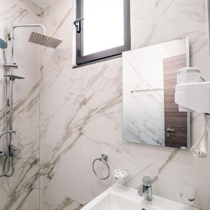 Photo of Bathroom in Qender