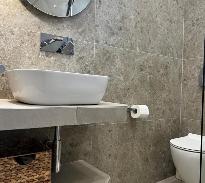 Photo of Bathroom in Sarakiniko