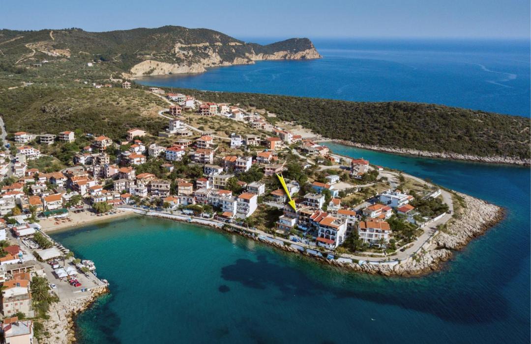 Photo of Others in Skala Marion