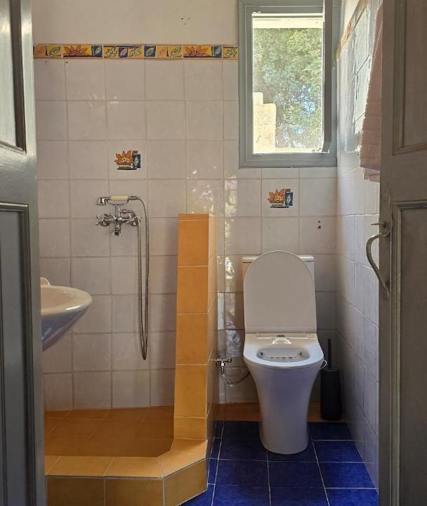 Photo of Bathroom in Skala