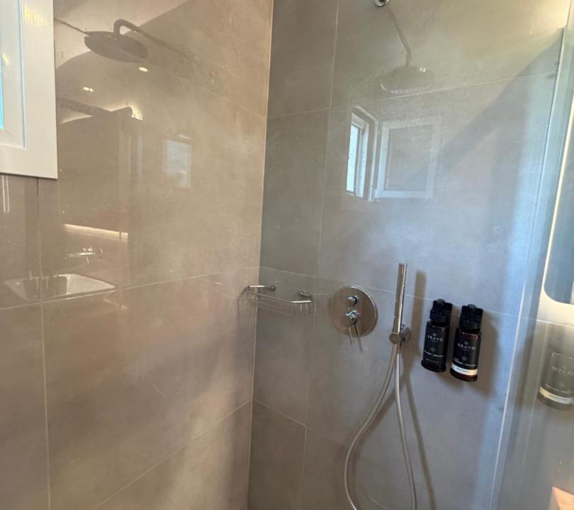 Photo of Bathroom in Scala
