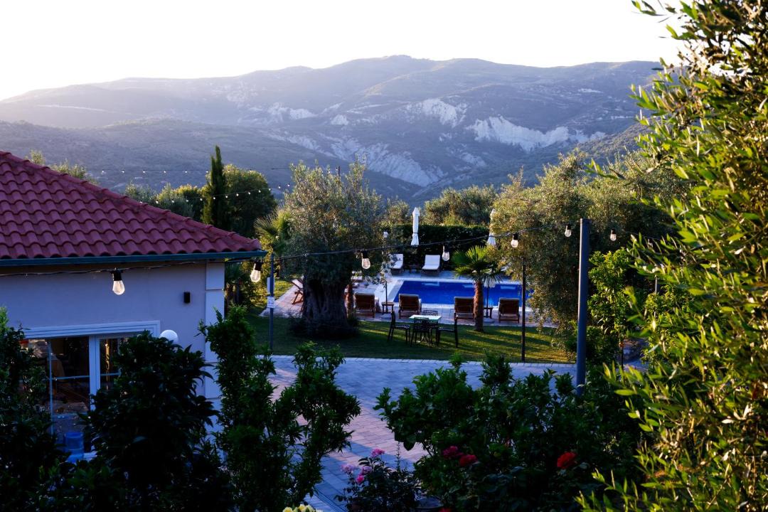 Photo of Others in Mbrostar-Urë