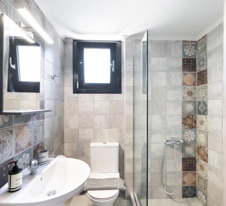 Photo of Bathroom in Karpenisi