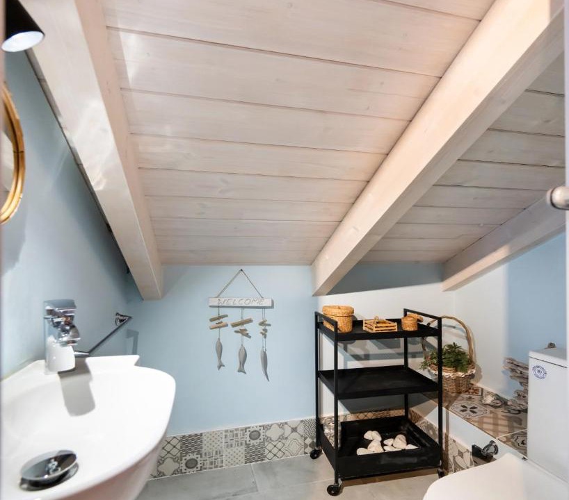 Photo of Bathroom in Karpenisi