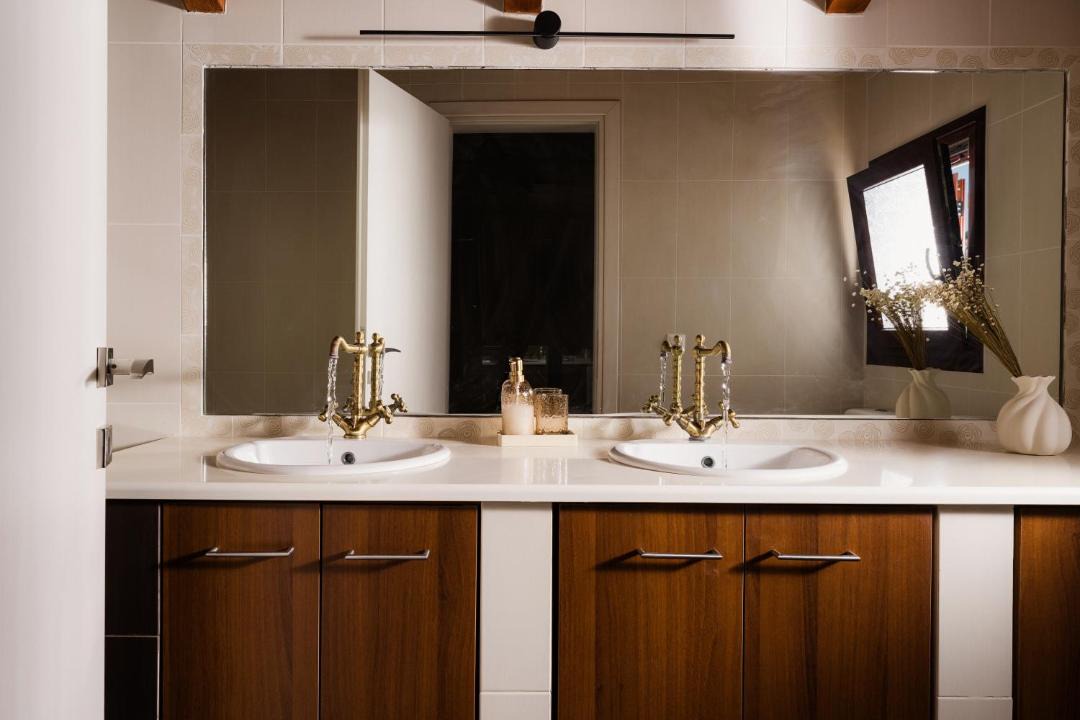 Photo of Bathroom in Alykes