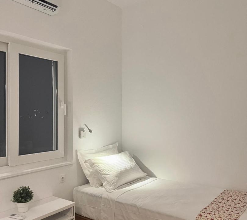 Photo of Bedroom in Vari