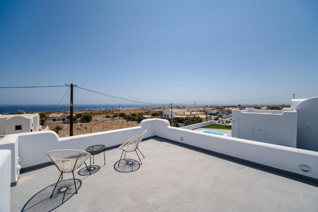 Photo of Patio Balcony in Karterados