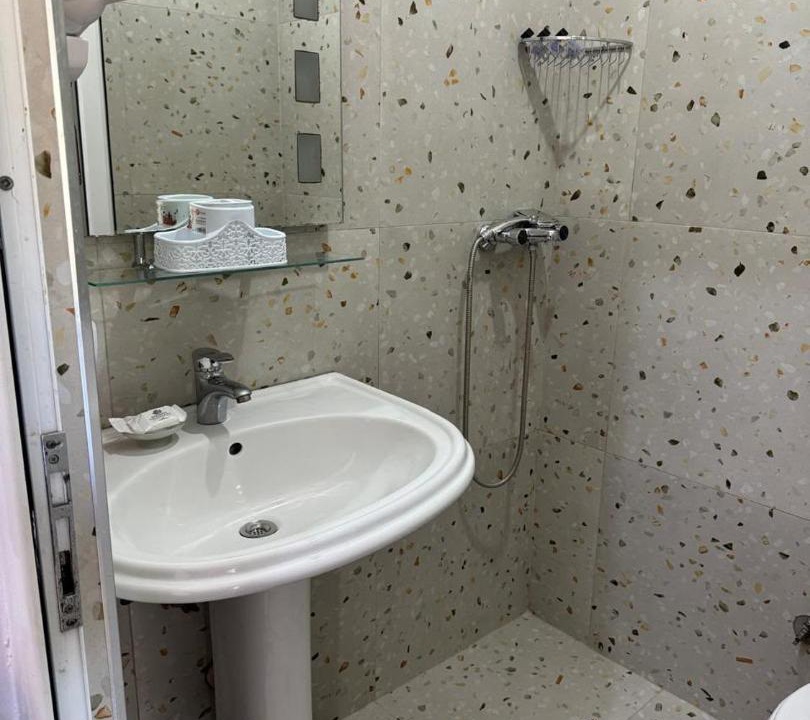 Photo of Bathroom in Qender