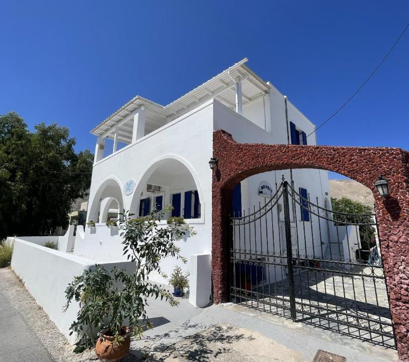 Photo of Others in Perissa
