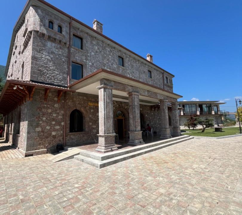 Photo of Others in Sakës