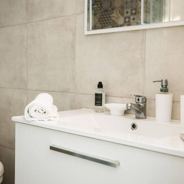 Photo of Bathroom in Argyroupoli