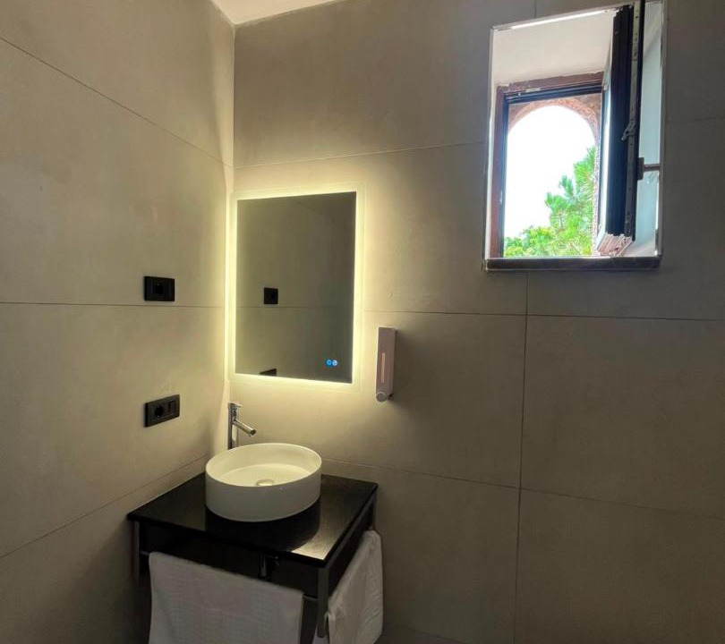 Photo of Bathroom in Sakës