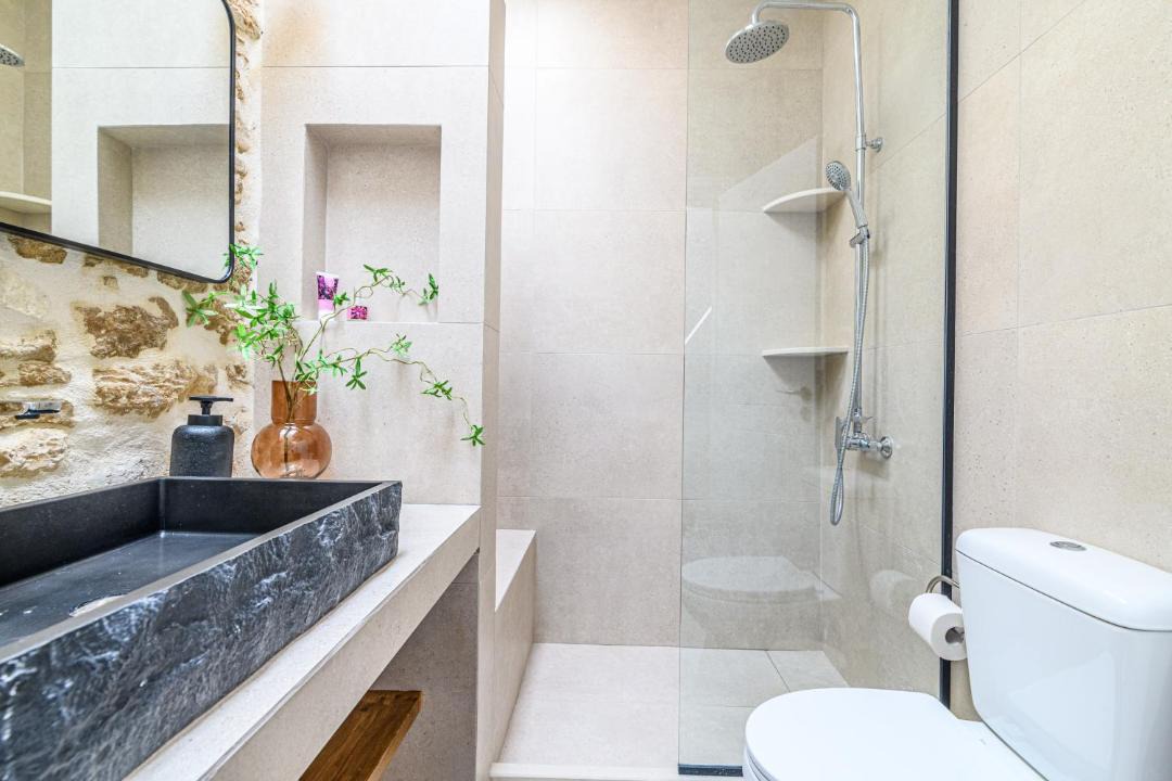 Photo of Bathroom in Vori