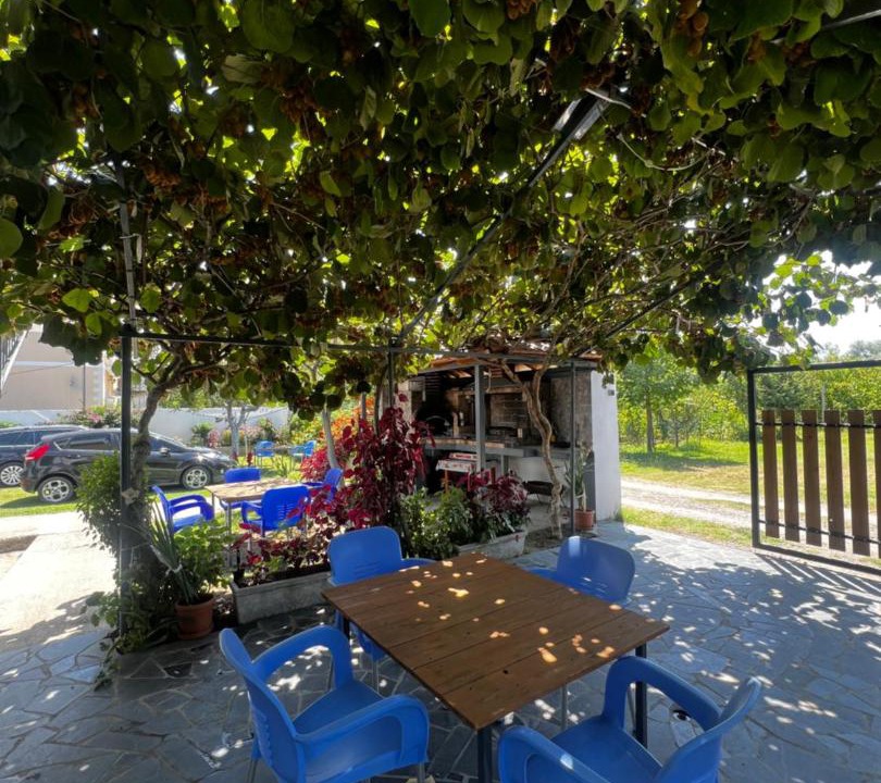 Photo of Others in Sakës