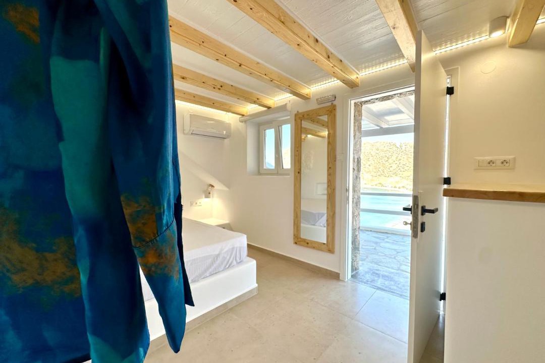 Photo of Bedroom in Milos