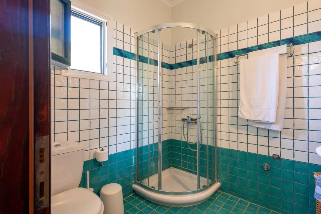 Photo of Bathroom in Frinion
