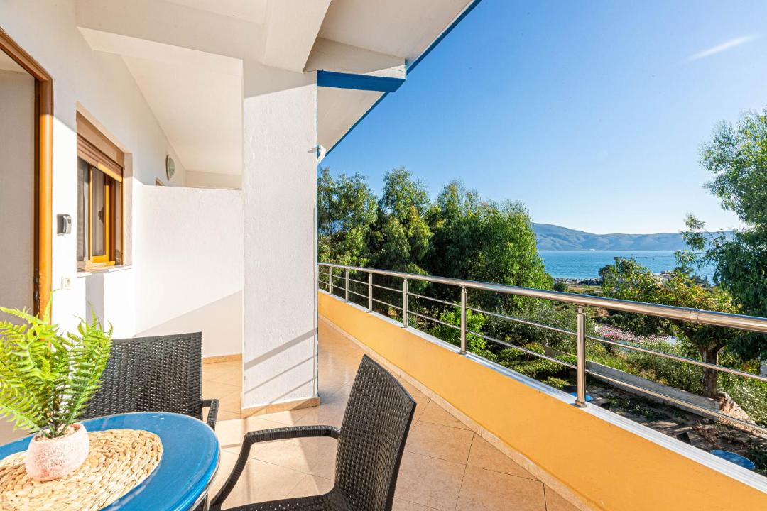 Photo of Patio Balcony in Radhime