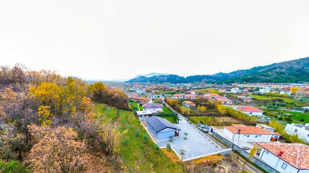 Photo of Others in Sakës