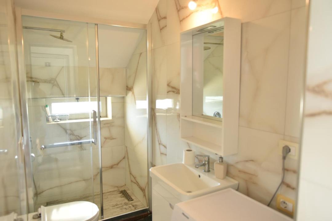 Photo of Bathroom in Mbrostar-Urë
