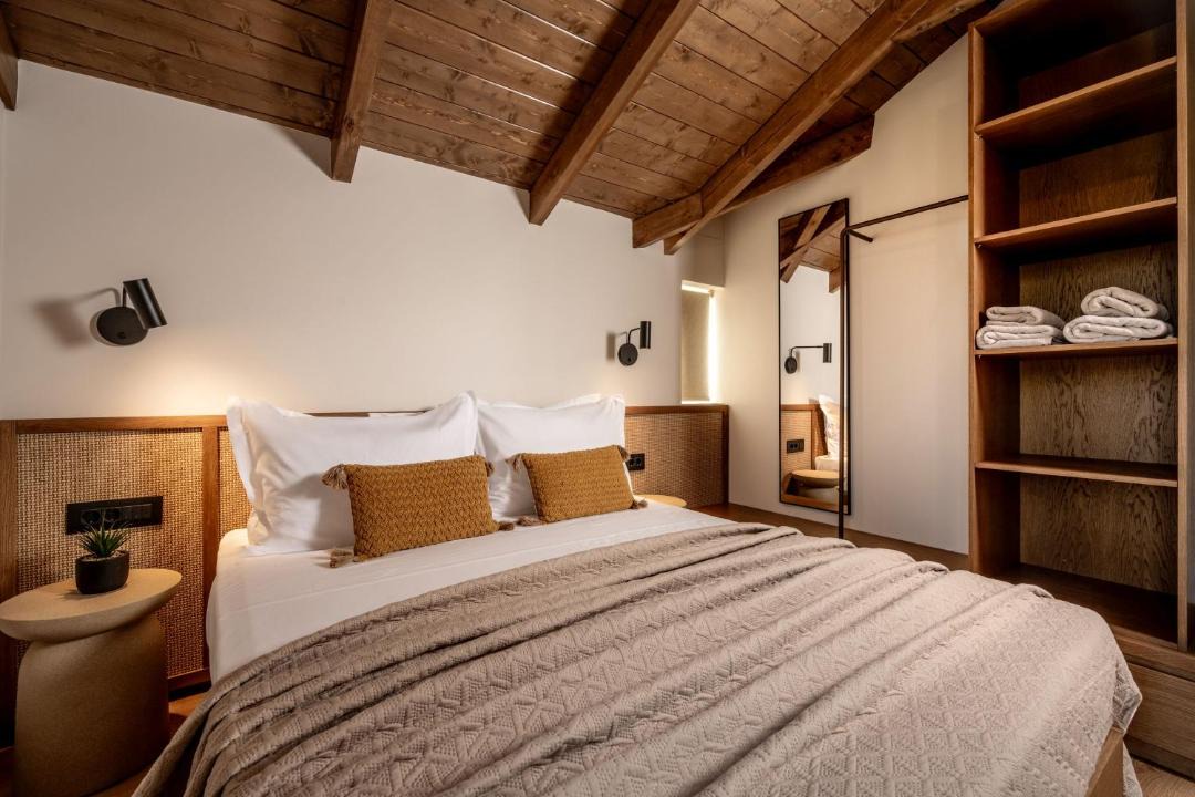 Photo of Bedroom in Pigadhakia