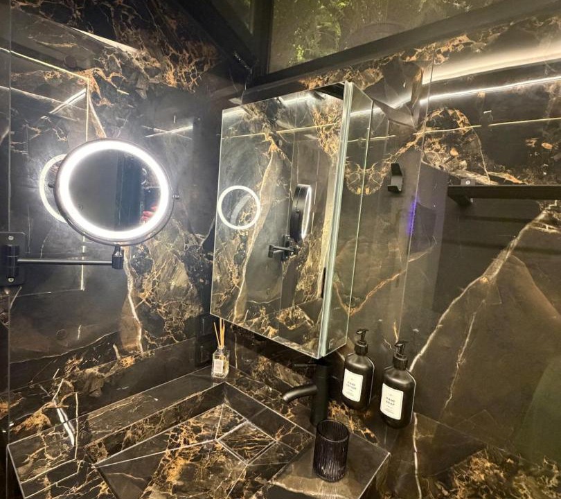Photo of Bathroom in Alimos