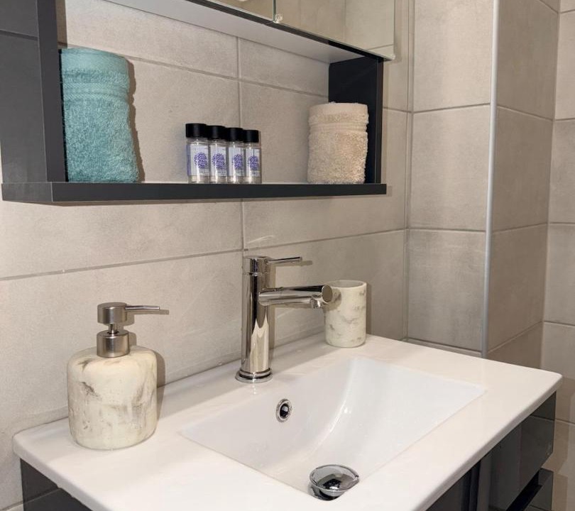 Photo of Bathroom in Pella Region