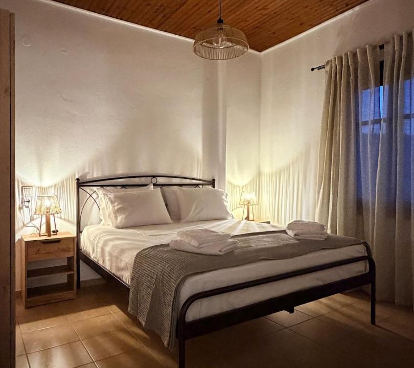 Photo of Bedroom in Pella Region